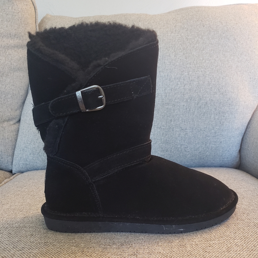BEARPAW wool lined boots